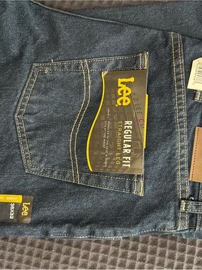 Lee Men's Straight Jeans in Dark Blue with Yellow Stitching